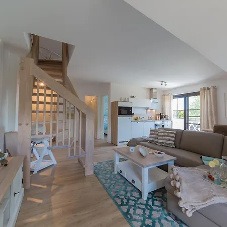 Haus Am Strand Apartment